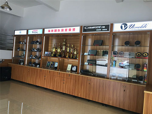 Ȫ�ݺ�����܇��푸��b�a(ch��n)Ʒչʾ��